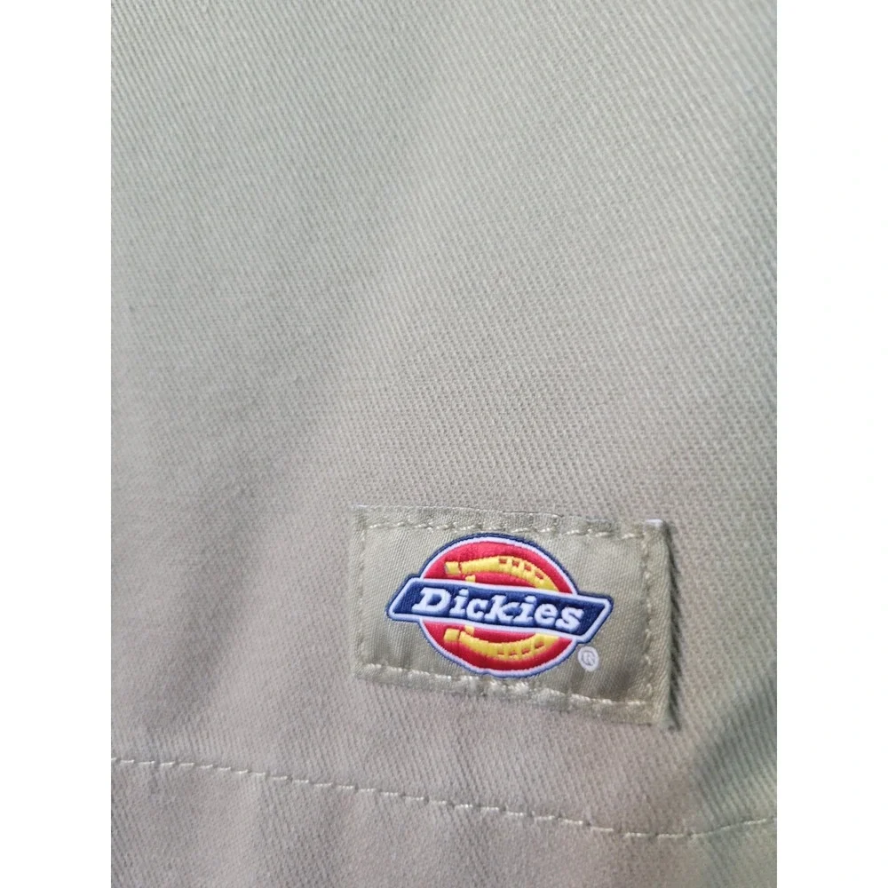 Dickies loose fit